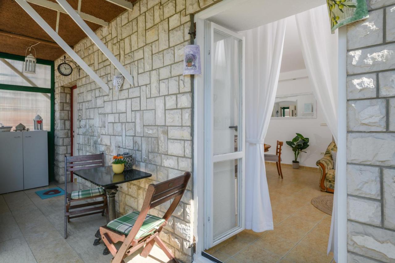 Apartman Aleksandra Pula Luaran gambar